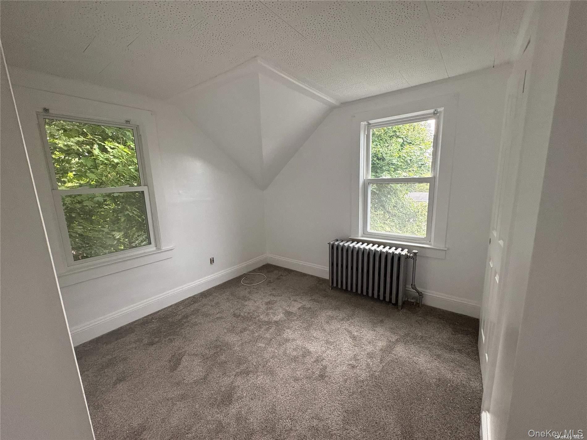 #18 photo, 3 Pine Street, Glen Head , NY 11545