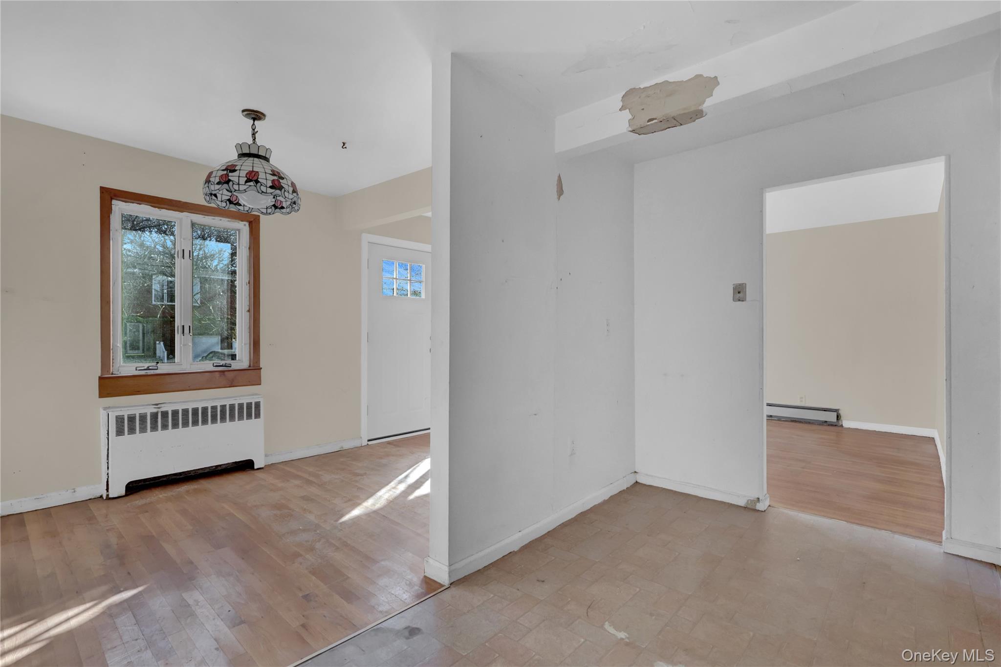 #11 photo, 140 Arlington Avenue, Valley Stream , NY 11580