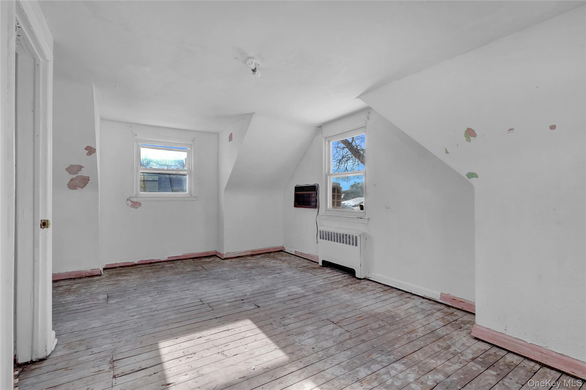 #17 photo, 140 Arlington Avenue, Valley Stream , NY 11580