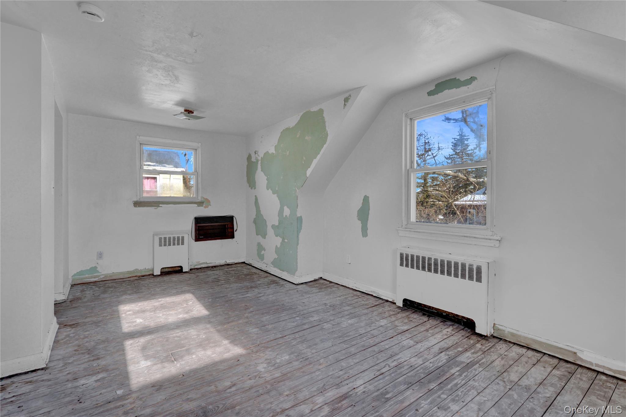 #19 photo, 140 Arlington Avenue, Valley Stream , NY 11580