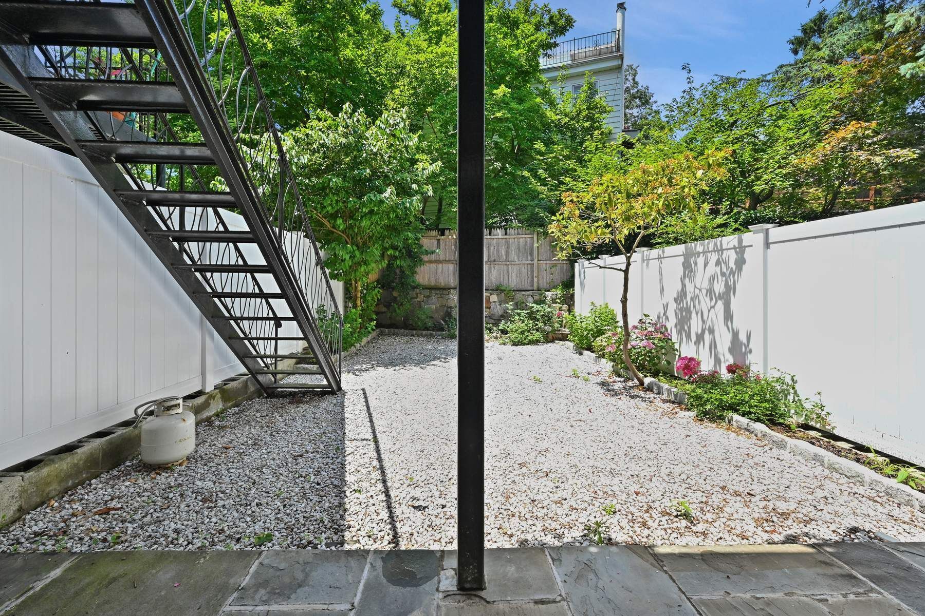 #2 photo, 5823 Fieldston Road, Riverdale , NY 10471