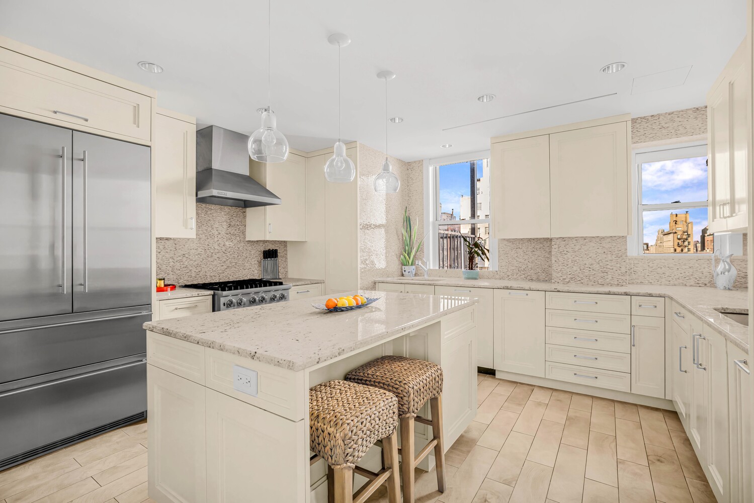 #7 photo, 910 PARK Avenue, 맨해튼 Upper East Side , NY 10075