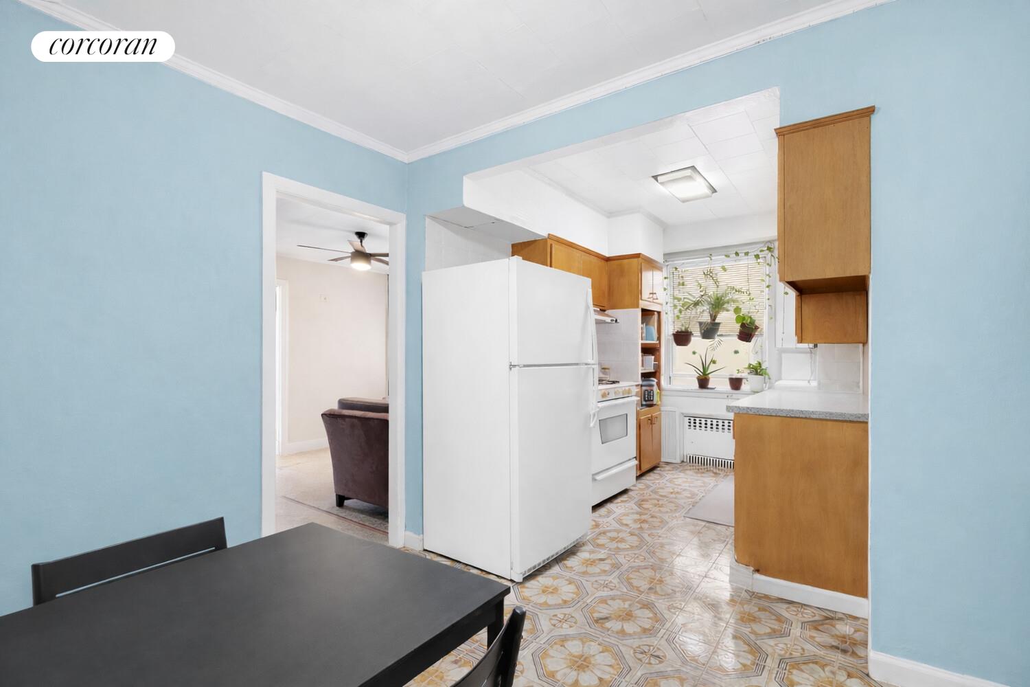 #11 photo, 56-18 62ND Avenue, Maspeth , NY 11378