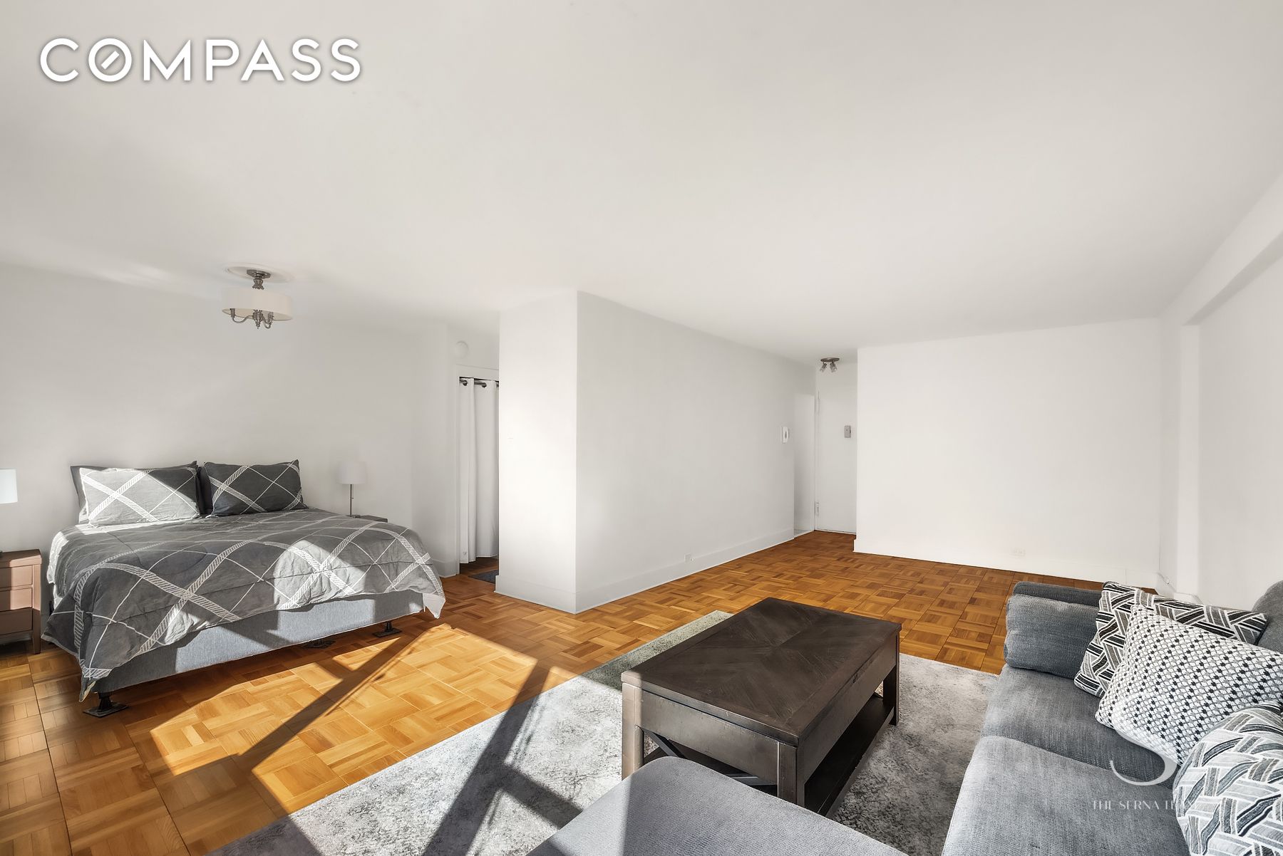 #1 photo, 301 E 62nd Street, Lenox Hill , NY 10065