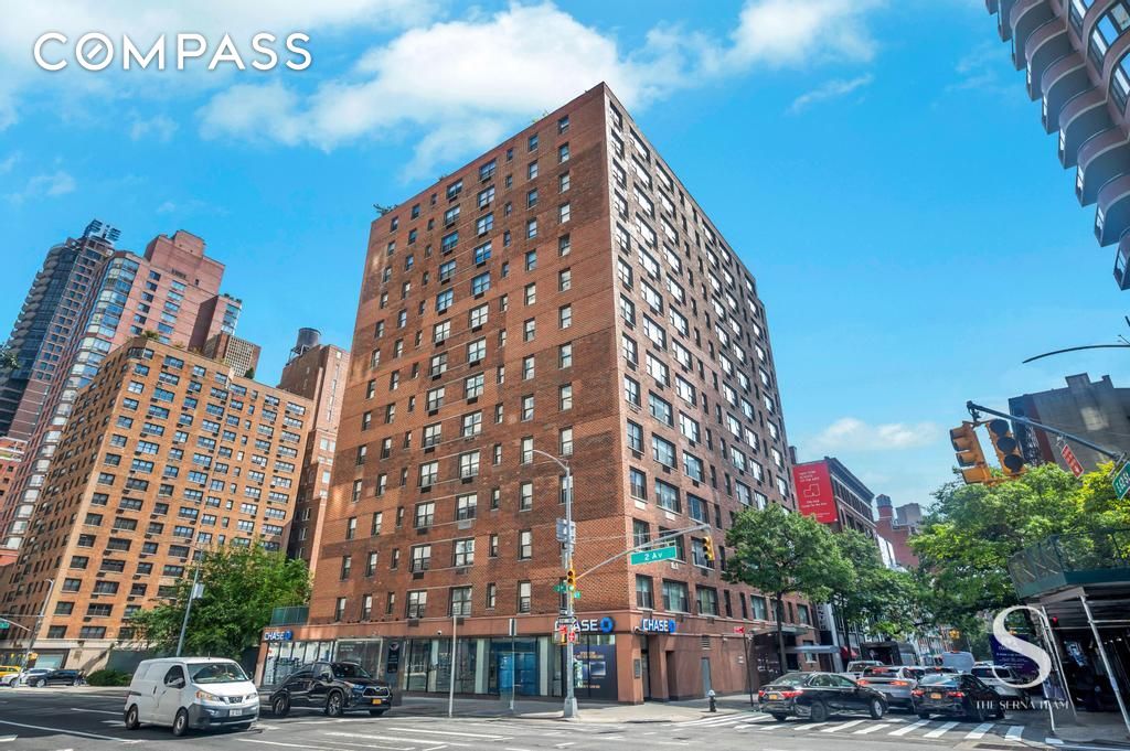 #16 photo, 301 E 62nd Street, Lenox Hill , NY 10065
