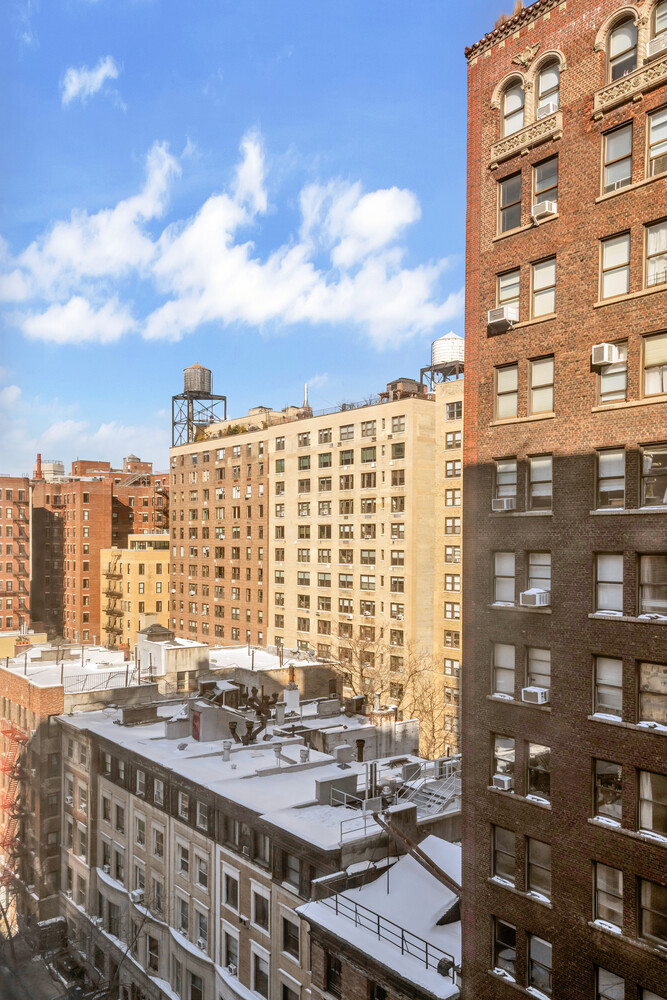 #8 photo, New York City, Lincoln Square , NY 10023