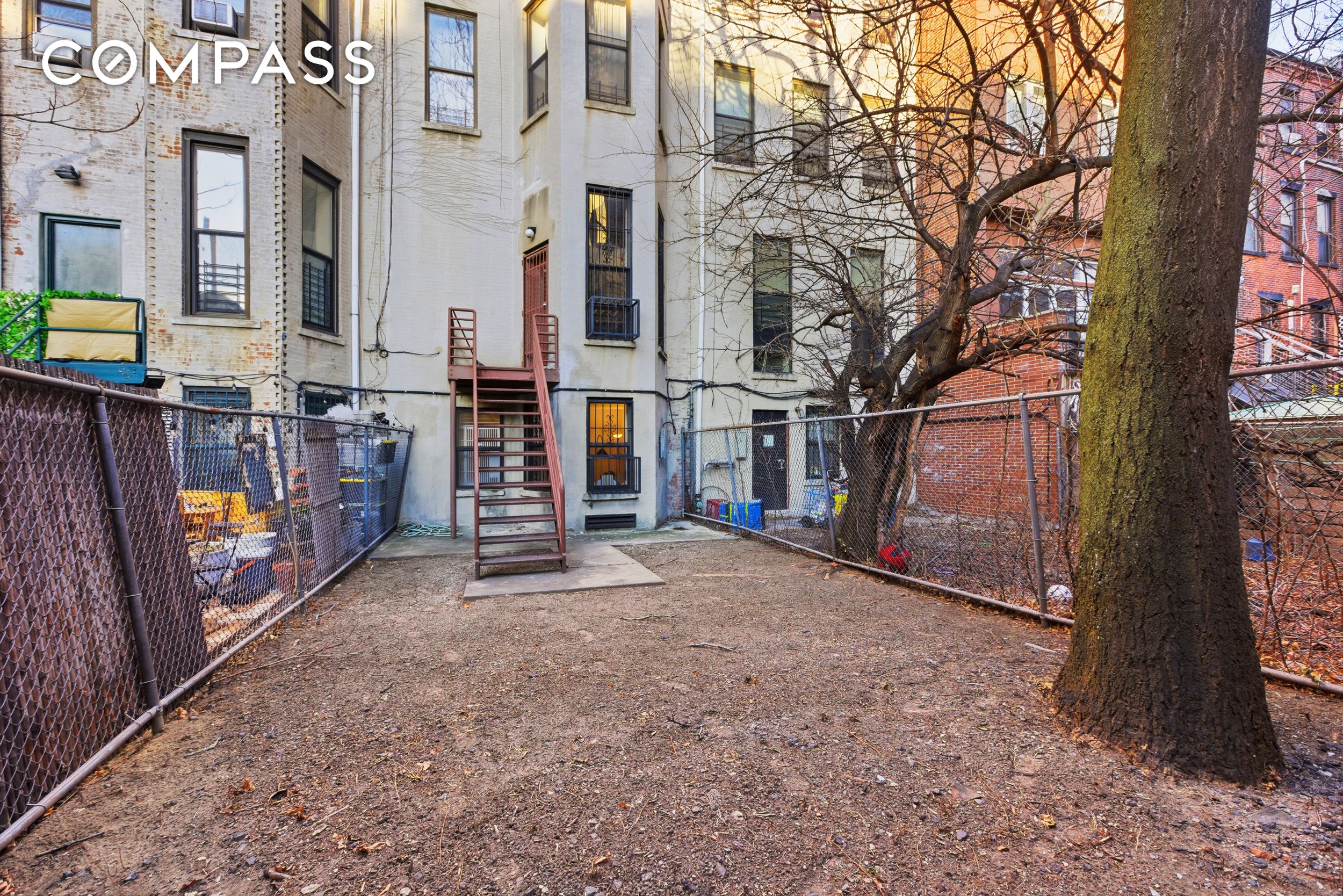 #11 photo, 20 E 126th Street, Harlem , NY 10035