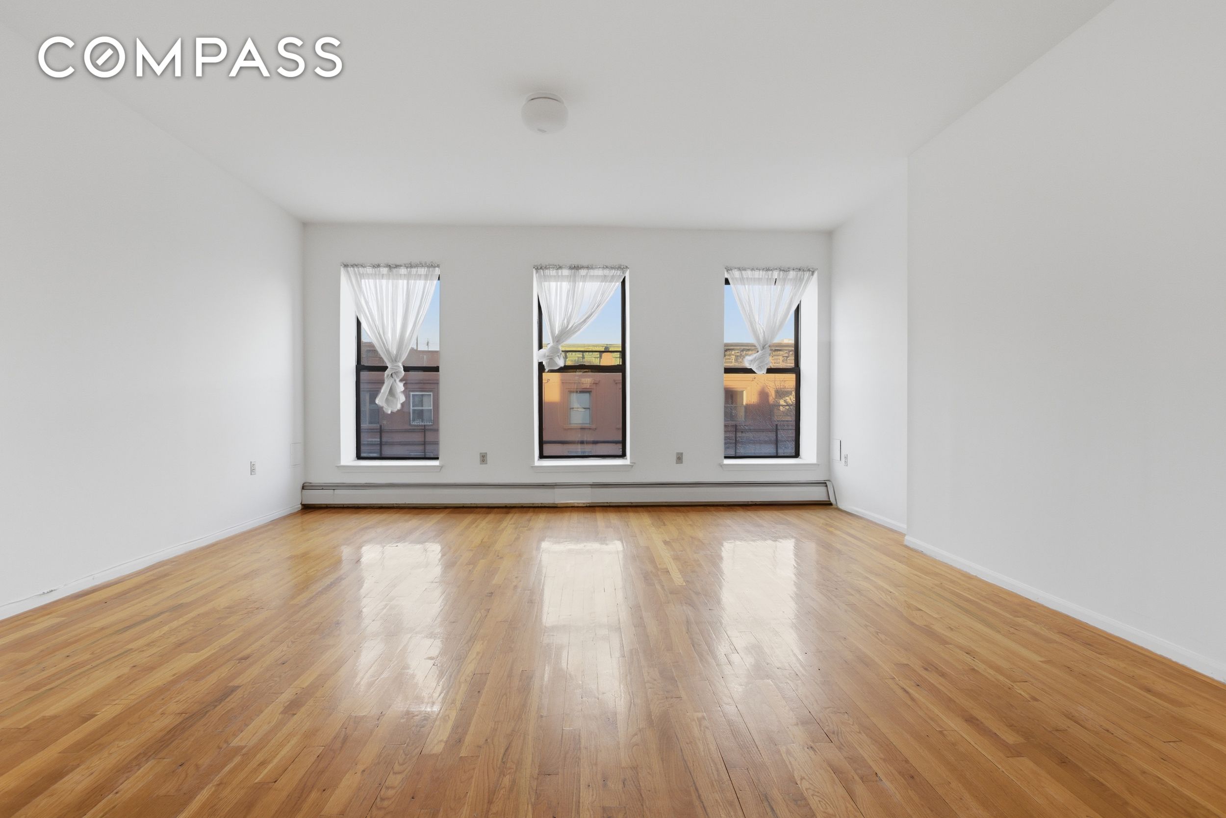 #14 photo, 20 E 126th Street, Harlem , NY 10035