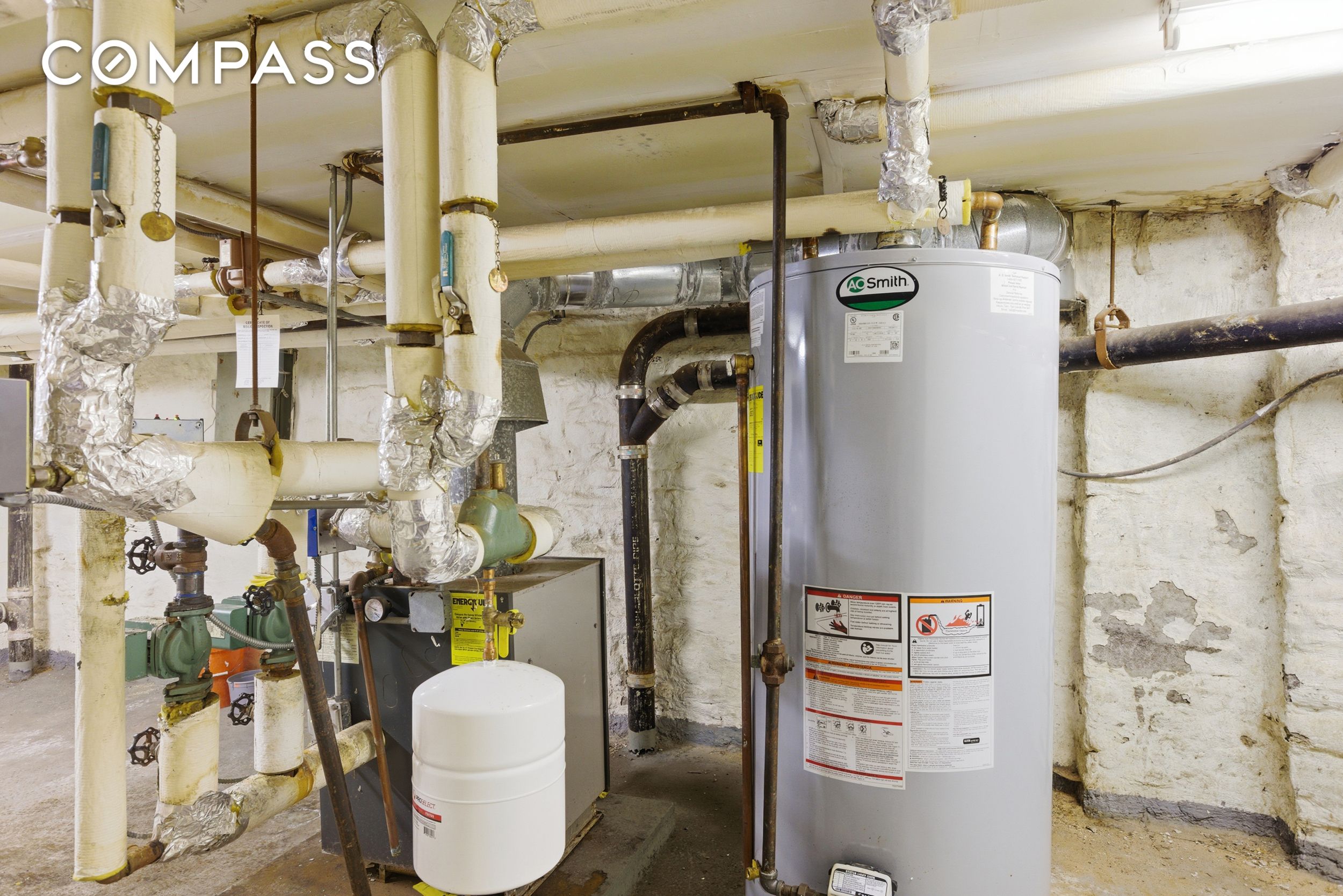 #18 photo, 20 E 126th Street, Harlem , NY 10035