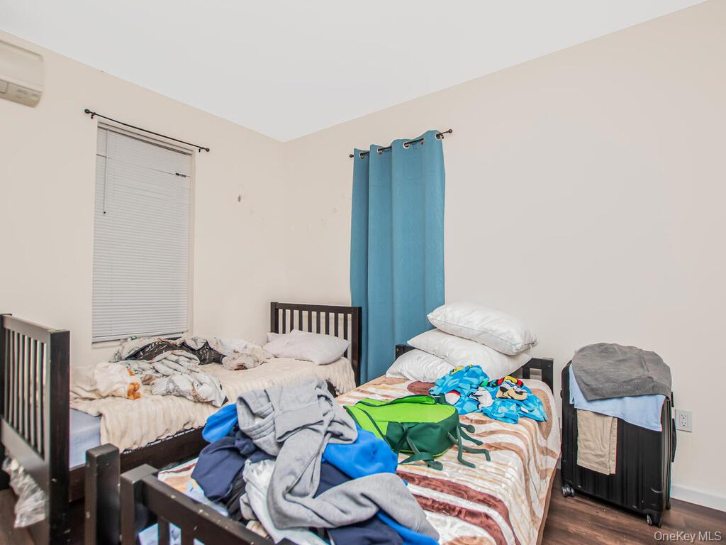 #16 photo, 1406 White Plains Road, ब्रोंक्स Bronx , NY 10462