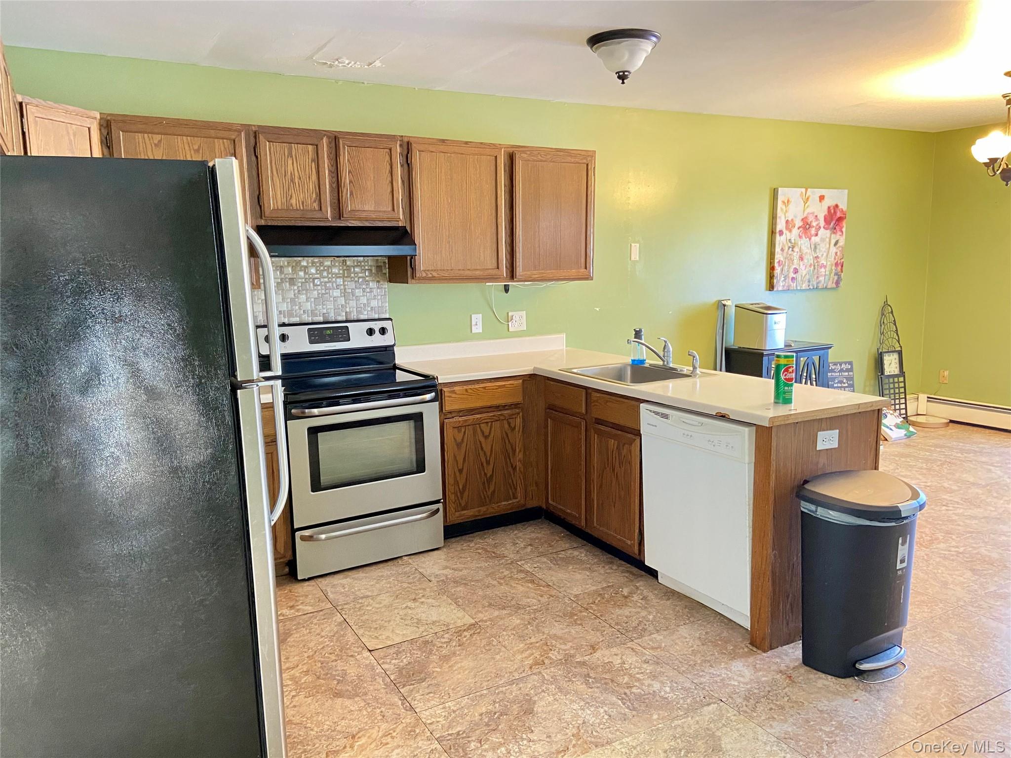 #3 photo, 38 Edmunds Lane, Pine Bush , NY 12566