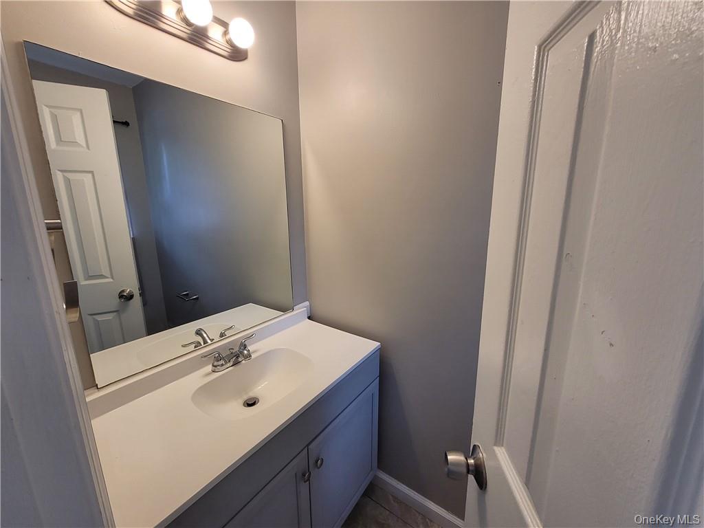 #10 photo, 74 Lois Lane, Monroe , NY 10950