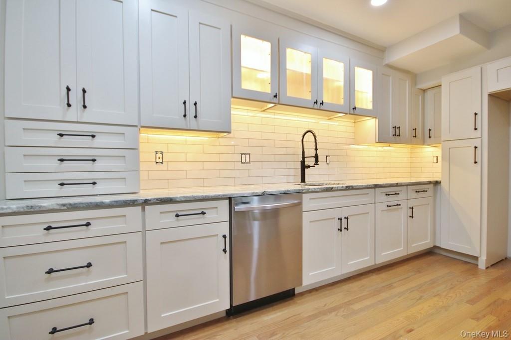 #7 photo, 233-235 Haviland Drive, Patterson , NY 12563