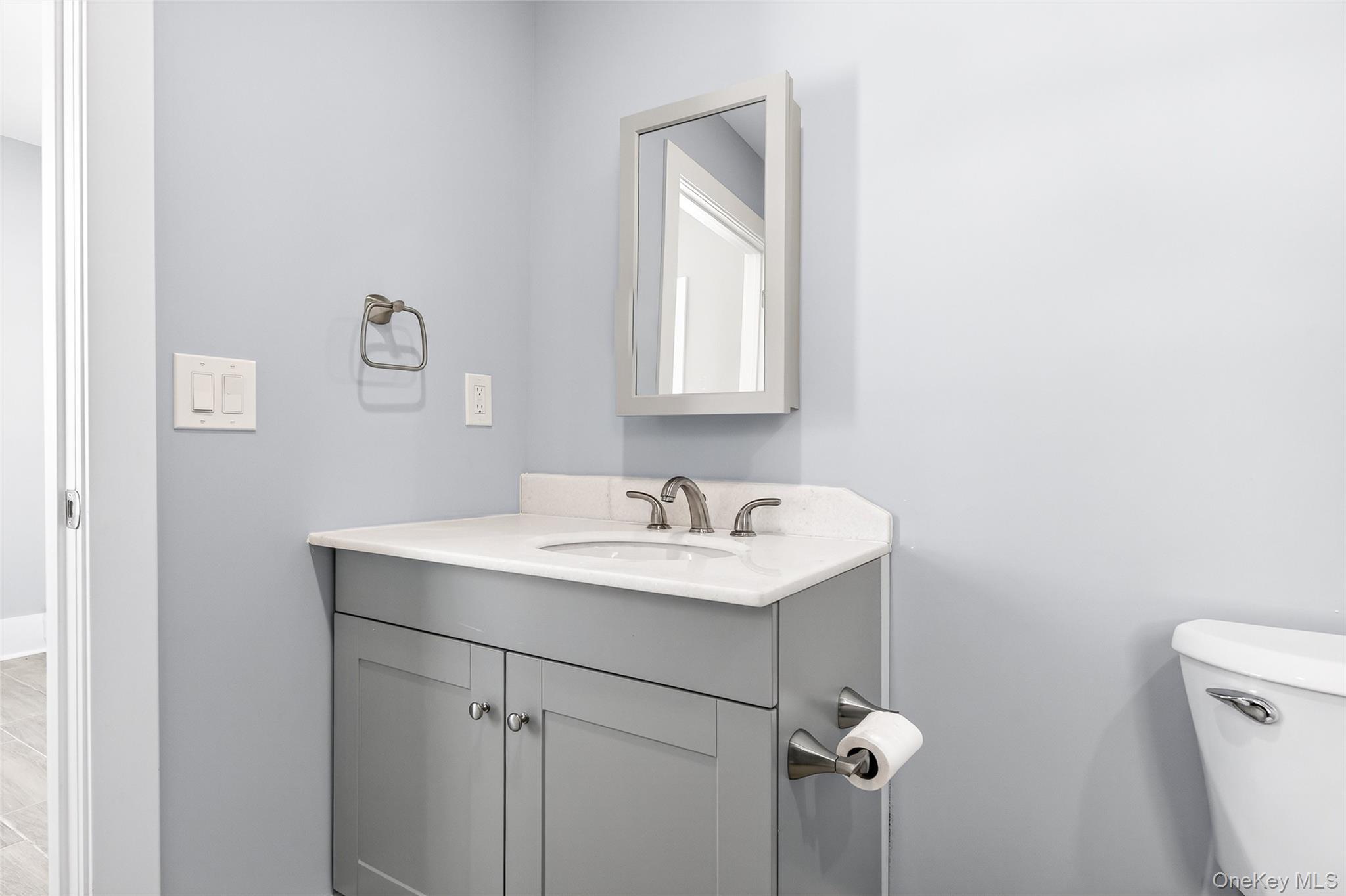 #12 photo, 4 E Railroad Avenue, West Haverstraw , NY 10993