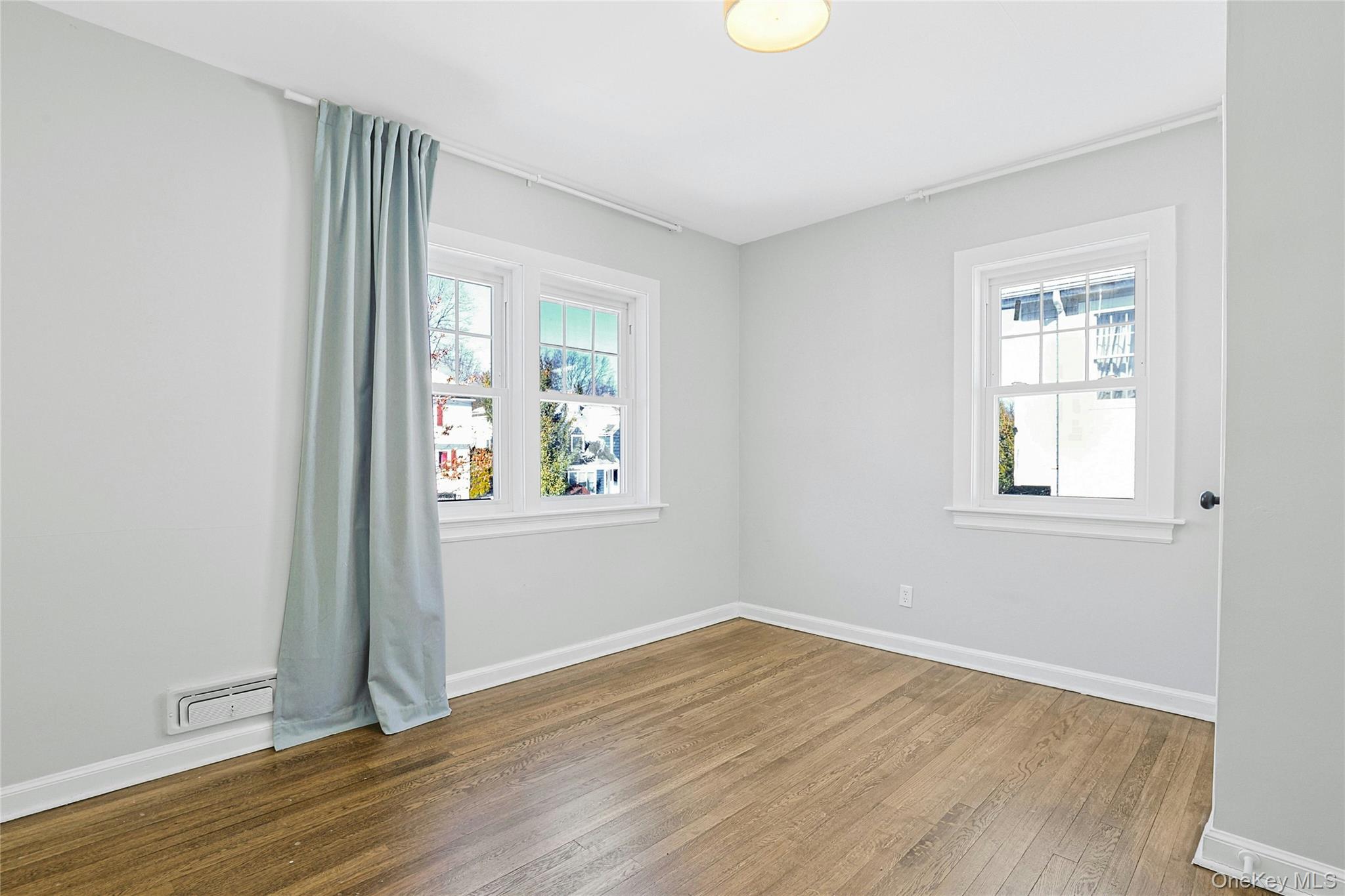 #16 photo, 136 Johnson Road, Scarsdale , NY 10583