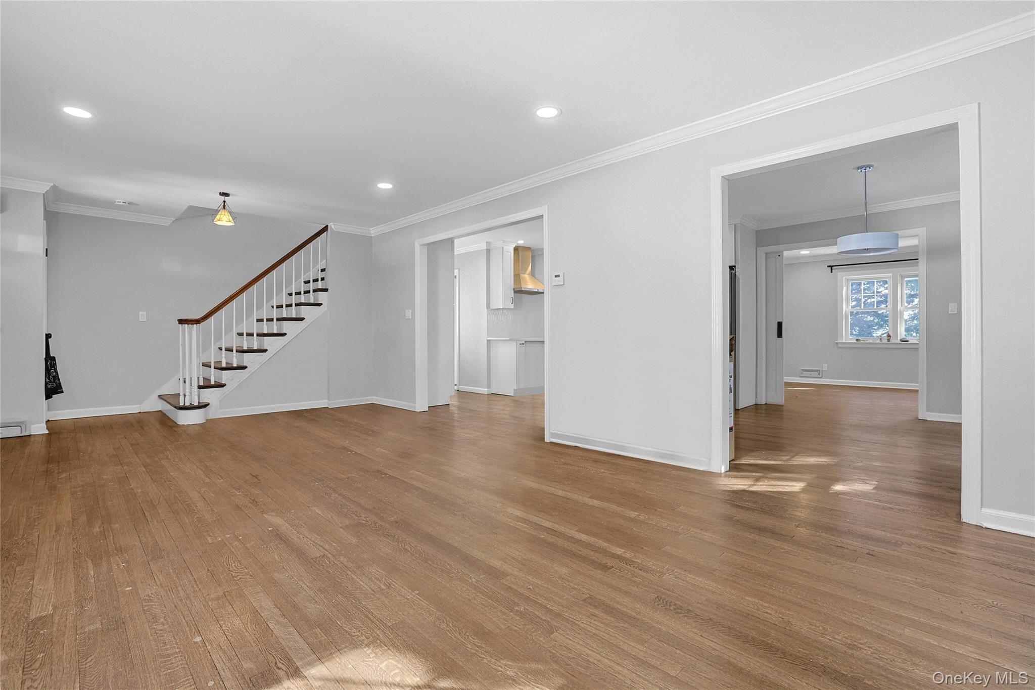 #5 photo, 136 Johnson Road, Scarsdale , NY 10583