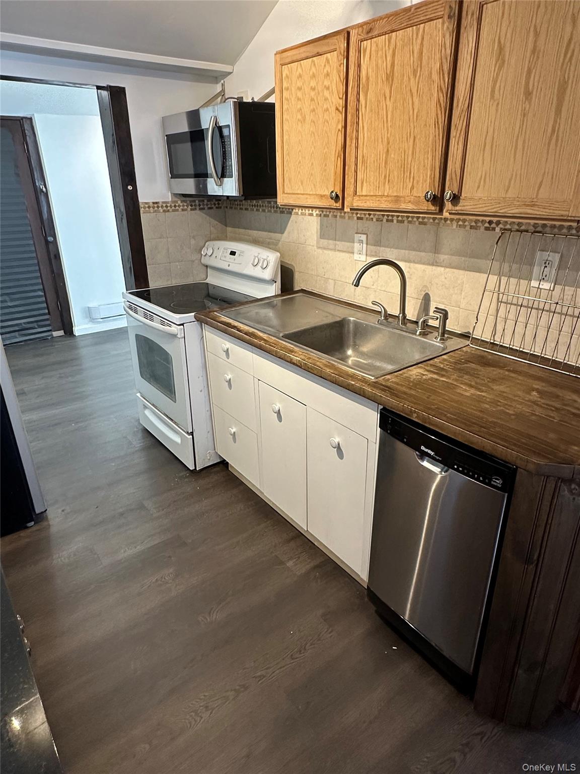 #16 photo, 69 Montrose Drive, Carmel , NY 10512