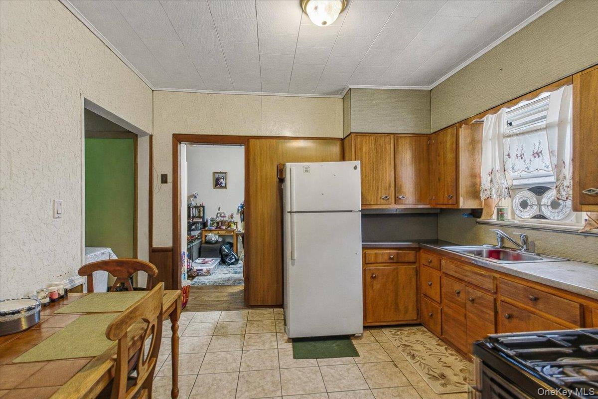 #13 photo, 10152 102nd Street, South Ozone Park , NY 11416