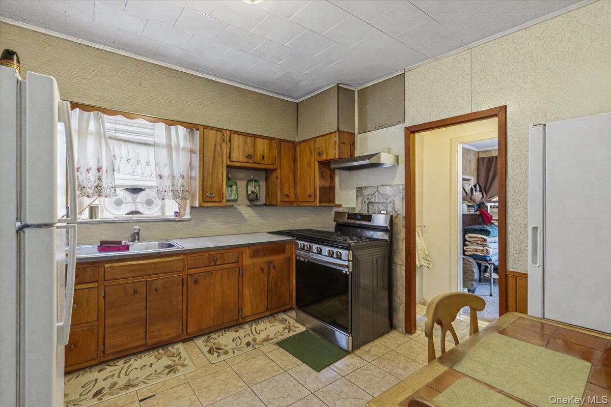 #18 photo, 10152 102nd Street, South Ozone Park , NY 11416