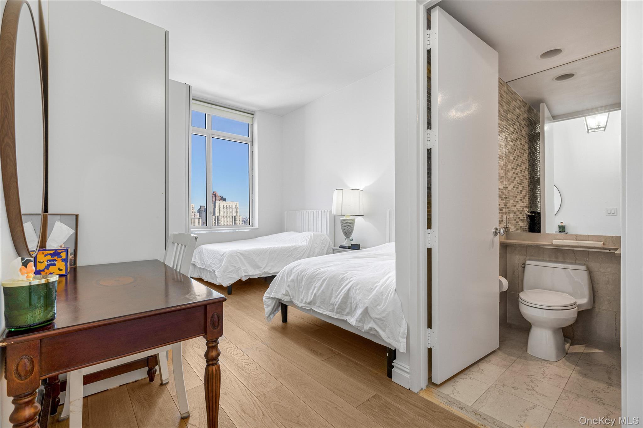 #17 photo, 401 E 60th Street, 曼哈顿 中城东区 New York (Manhattan) , NY 10022