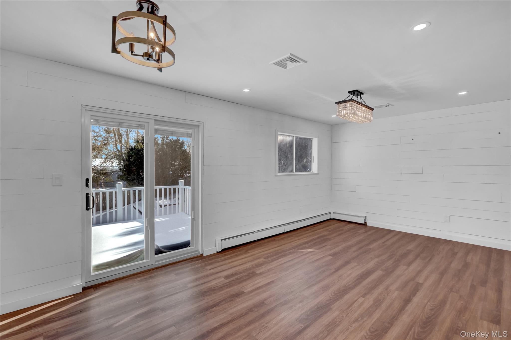 #11 photo, 293 Avenue B, Ronkonkoma , NY 11779