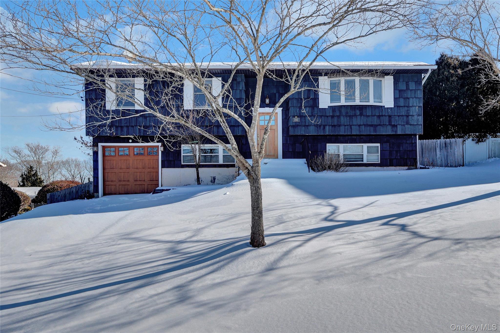 #2 photo, 293 Avenue B, Ronkonkoma , NY 11779