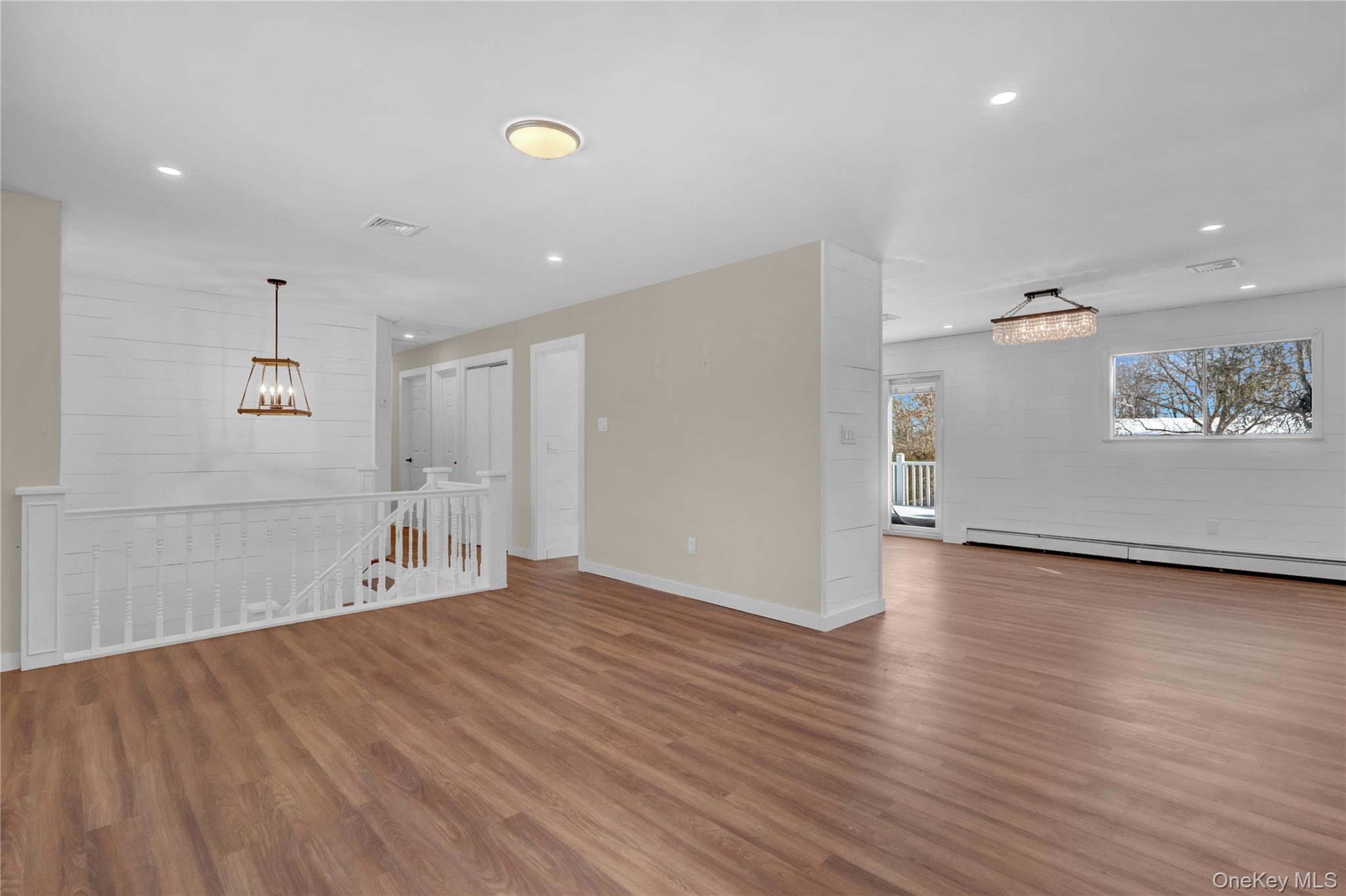 #5 photo, 293 Avenue B, Ronkonkoma , NY 11779