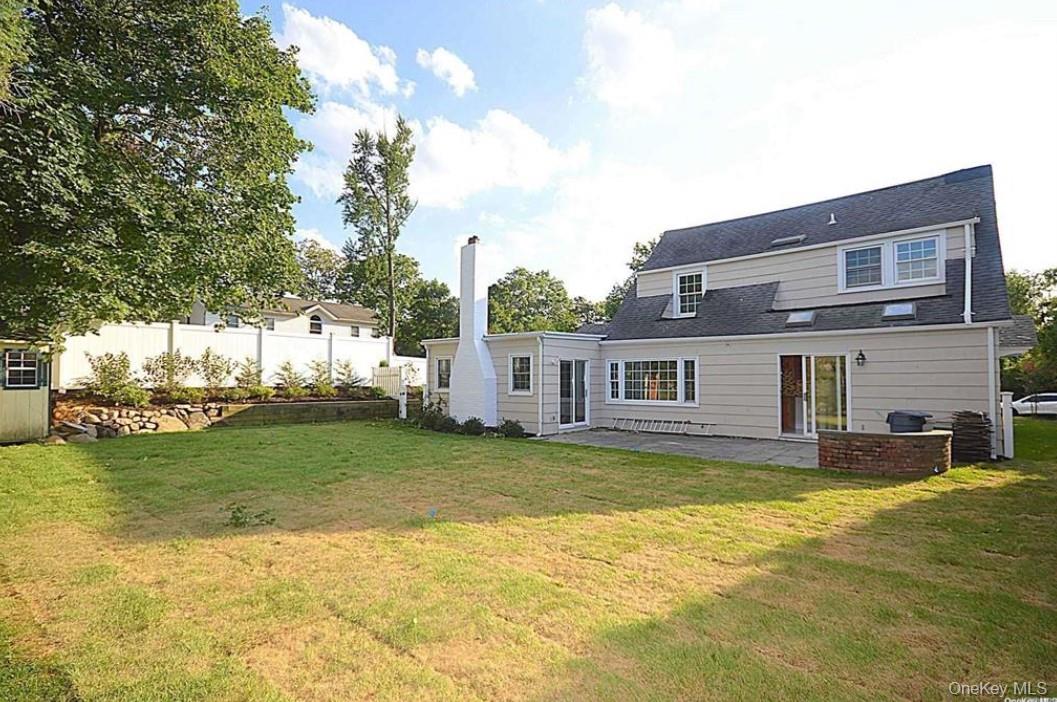 #19 photo, 4 Addison Lane, Greenvale , NY 11548