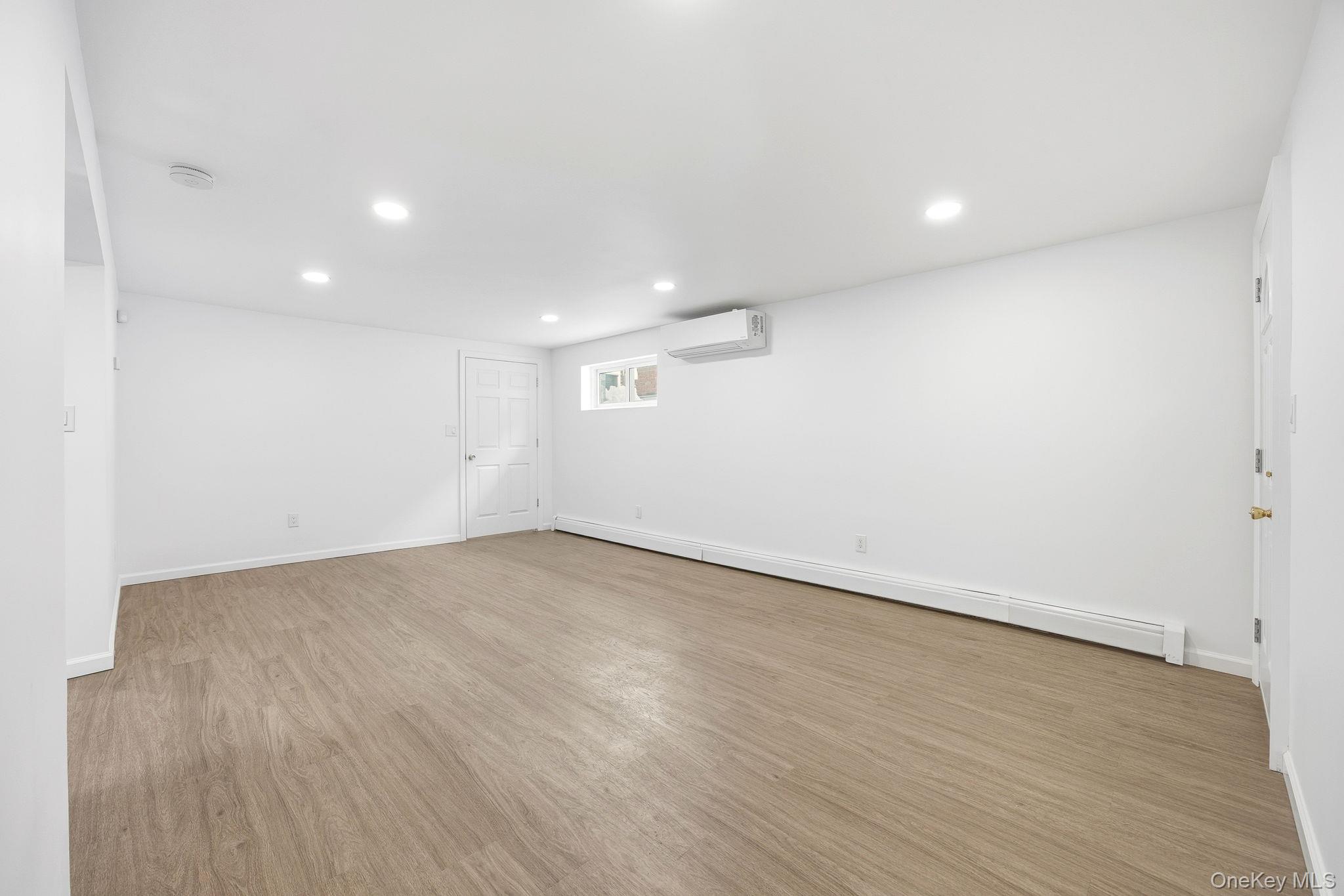 #18 photo, 158-10 95th Street, Howard Beach , NY 11414