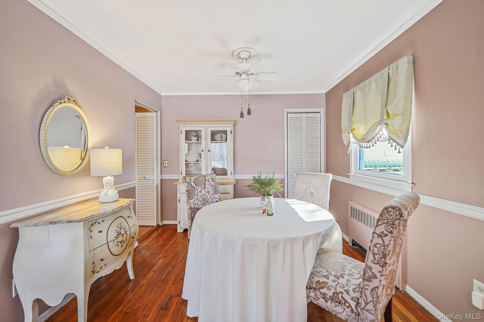 #11 photo, 2009 Newbridge Road, Bellmore , NY 11710