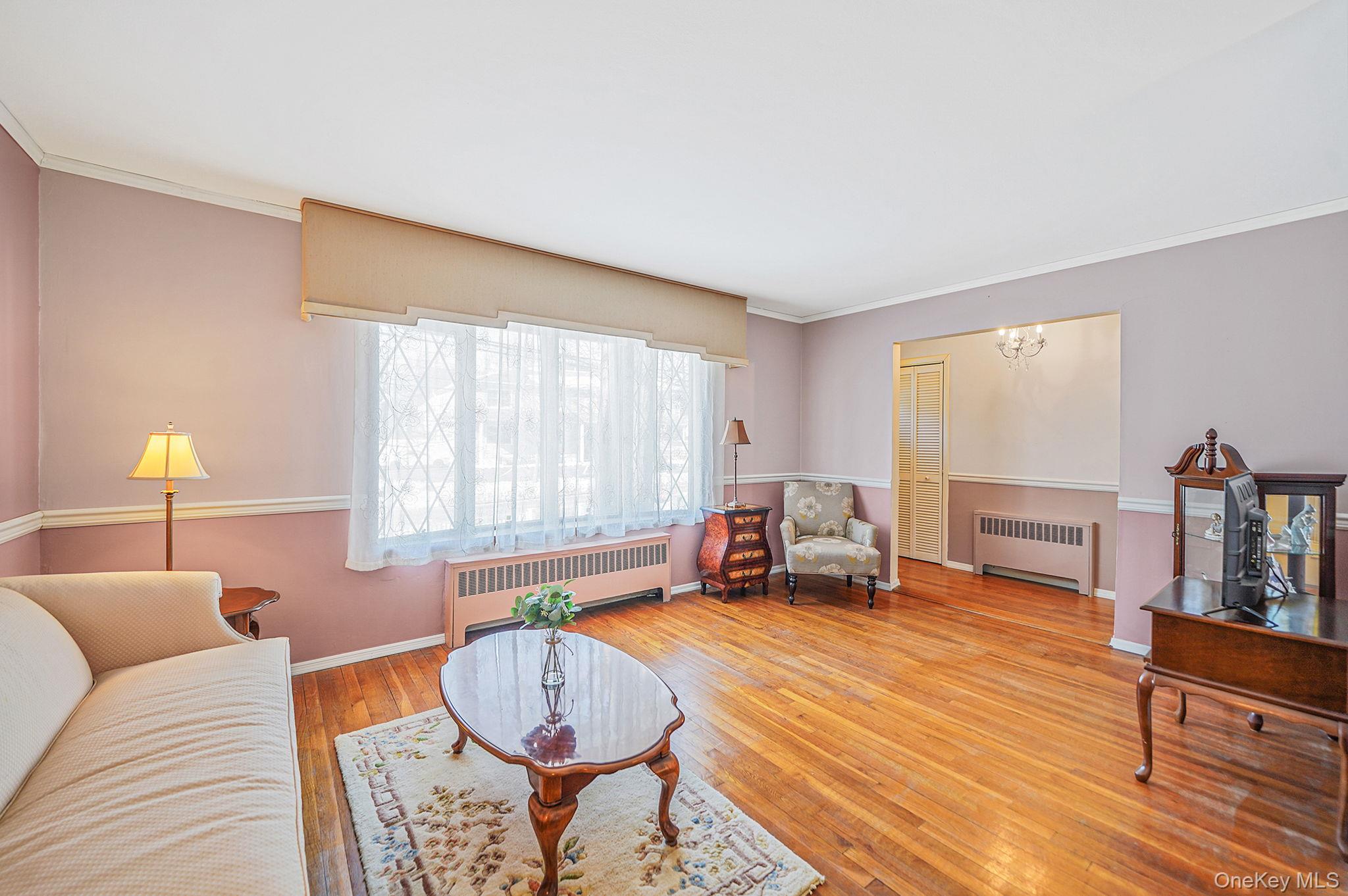 #9 photo, 2009 Newbridge Road, Bellmore , NY 11710