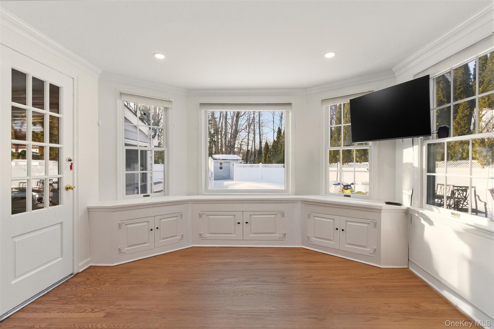 #10 photo, 34 Mayfair Drive, サフォーク郡 Huntington , NY 11743