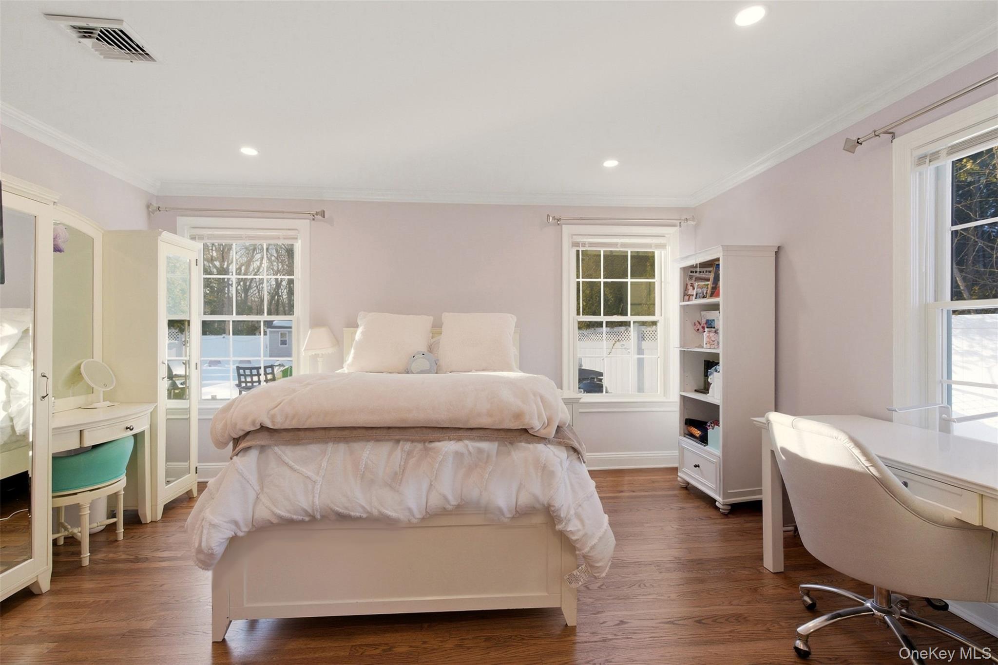 #15 photo, 34 Mayfair Drive, サフォーク郡 Huntington , NY 11743