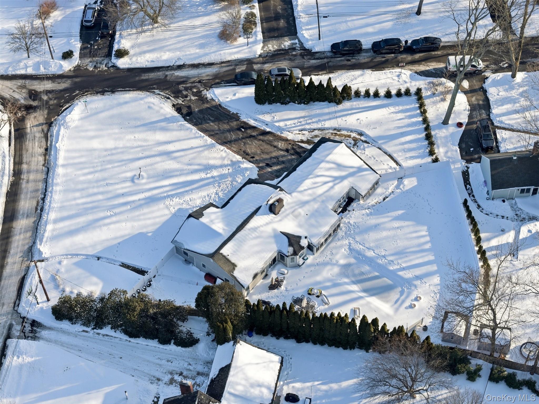 #19 photo, 34 Mayfair Drive, サフォーク郡 Huntington , NY 11743