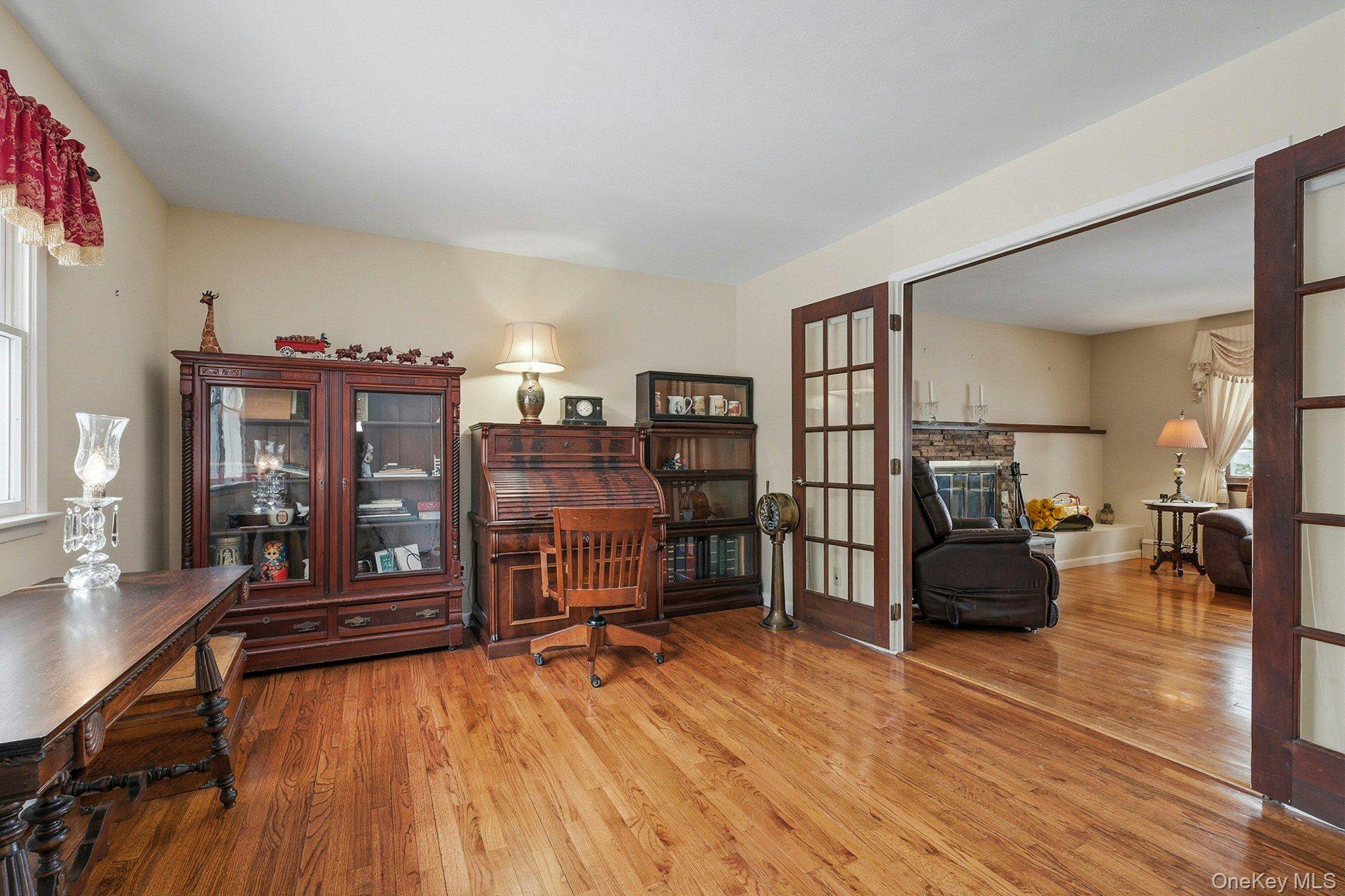 #12 photo, 2 Forester Court, Northport , NY 11768