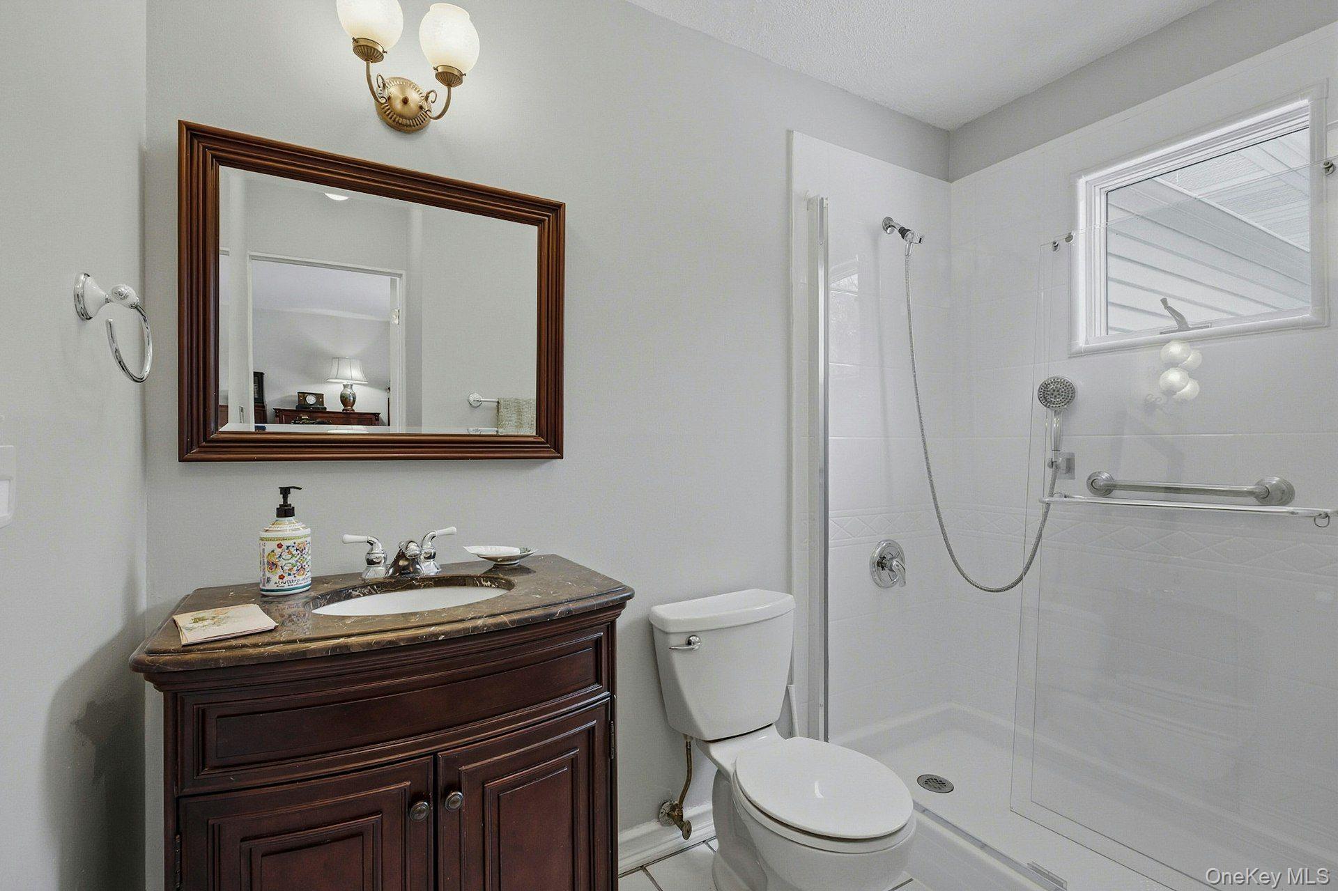 #13 photo, 2 Forester Court, Northport , NY 11768