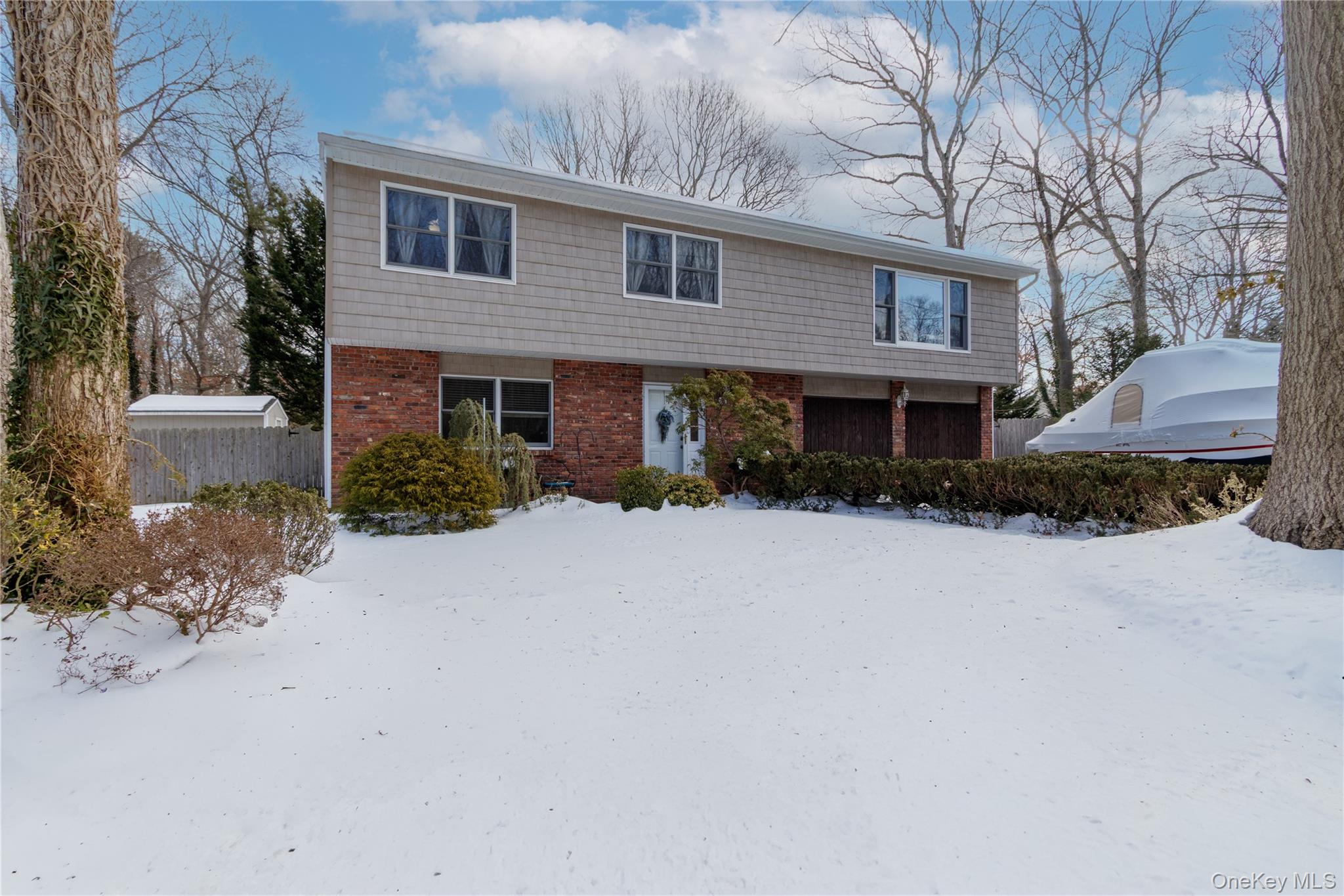 #2 photo, 61 Pine Drive, सफ़ोक काउंटी Nesconset , NY 11767