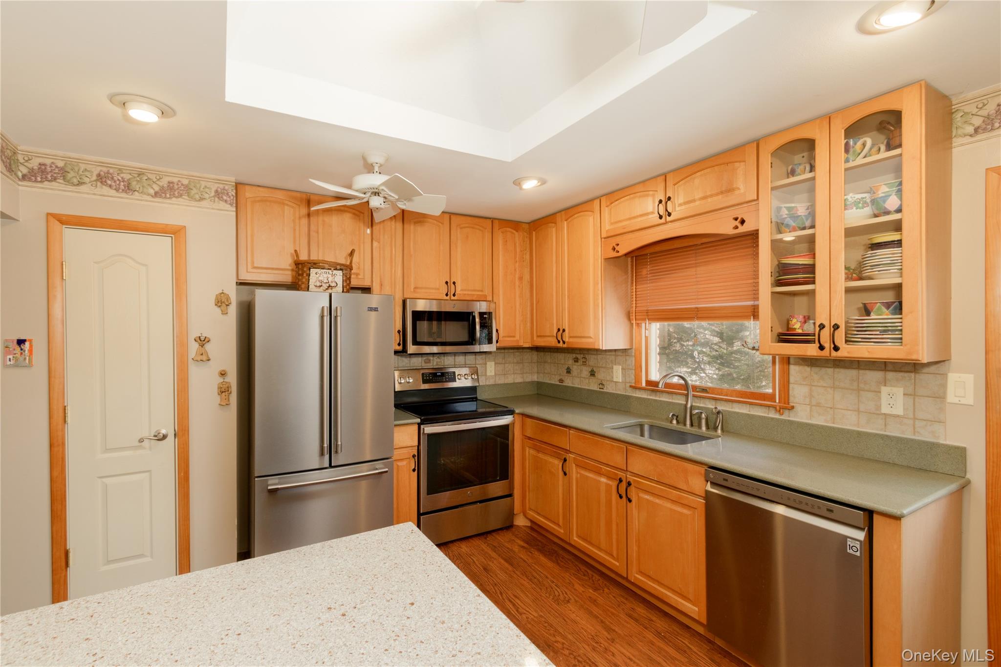 #9 photo, 61 Pine Drive, सफ़ोक काउंटी Nesconset , NY 11767