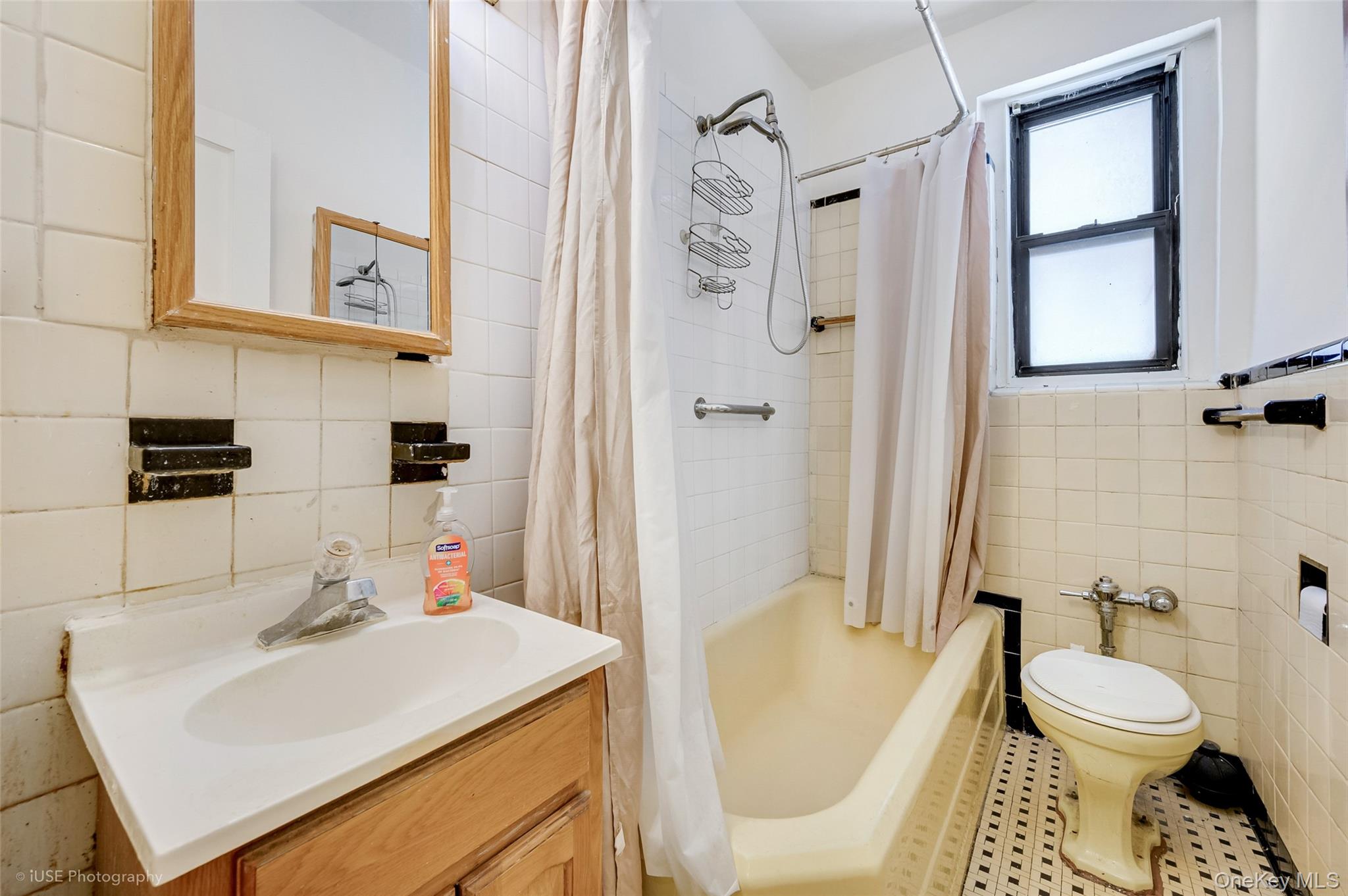 #9 photo, 47-20 42nd Street, Sunnyside , NY 11104