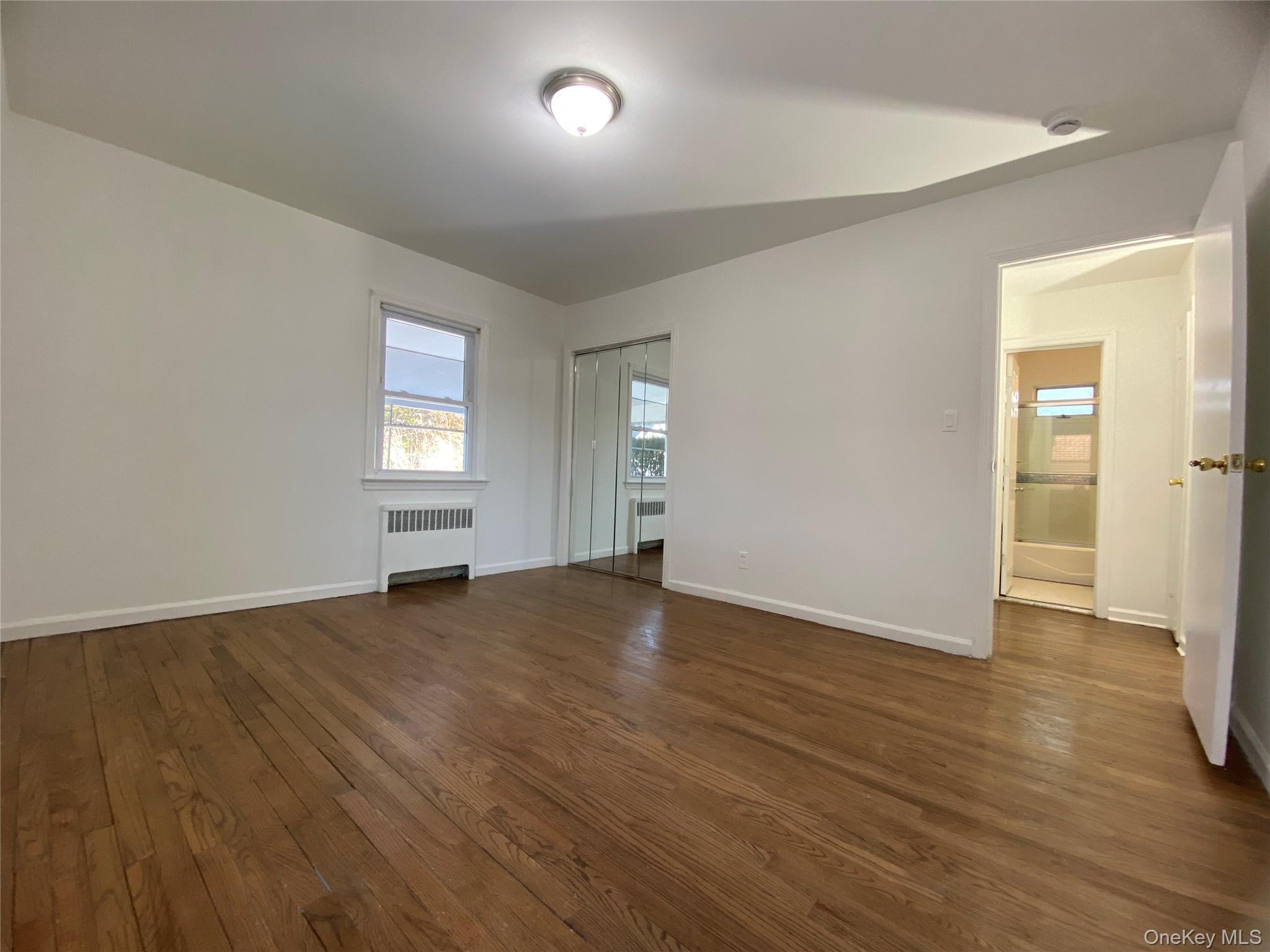 #10 photo, 216 Raff Avenue, Mineola , NY 11501