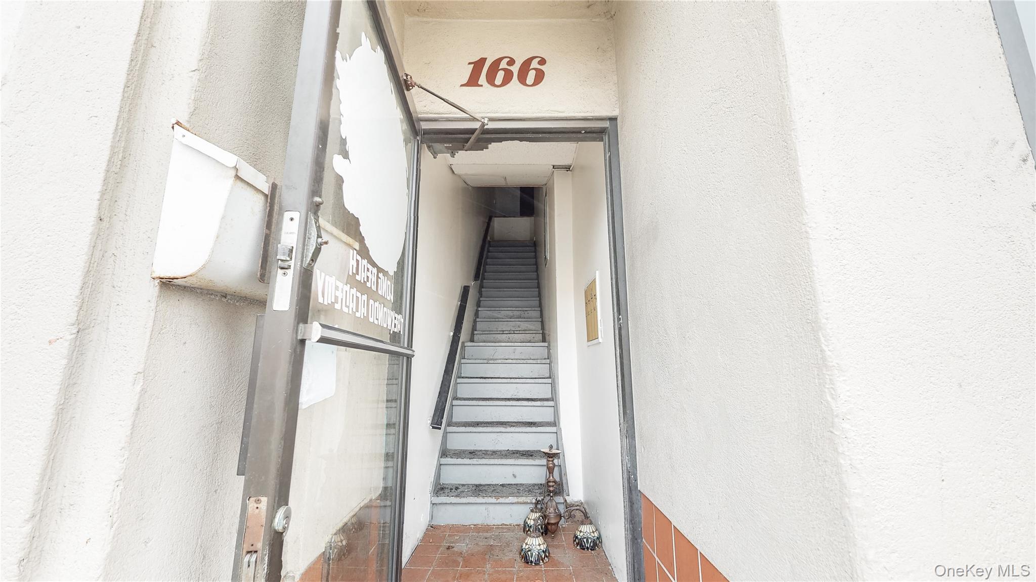 #9 photo, 166 W Park Avenue, Long Beach , NY 11561