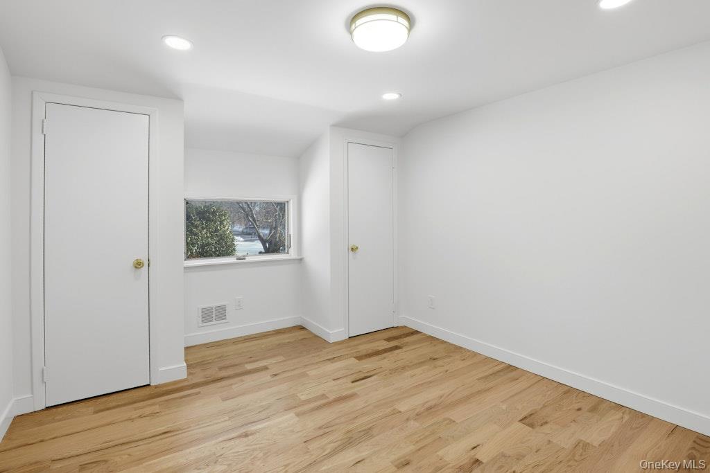 #16 photo, 32 Rockland Drive, Jericho , NY 11753