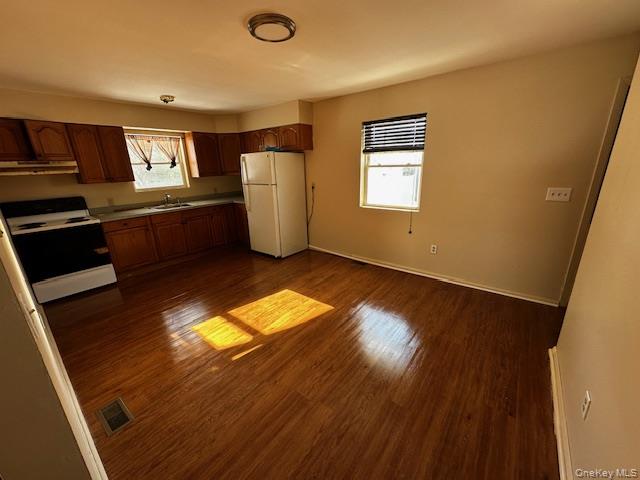 #13 photo, 542 Post Avenue, Bellport , NY 11713