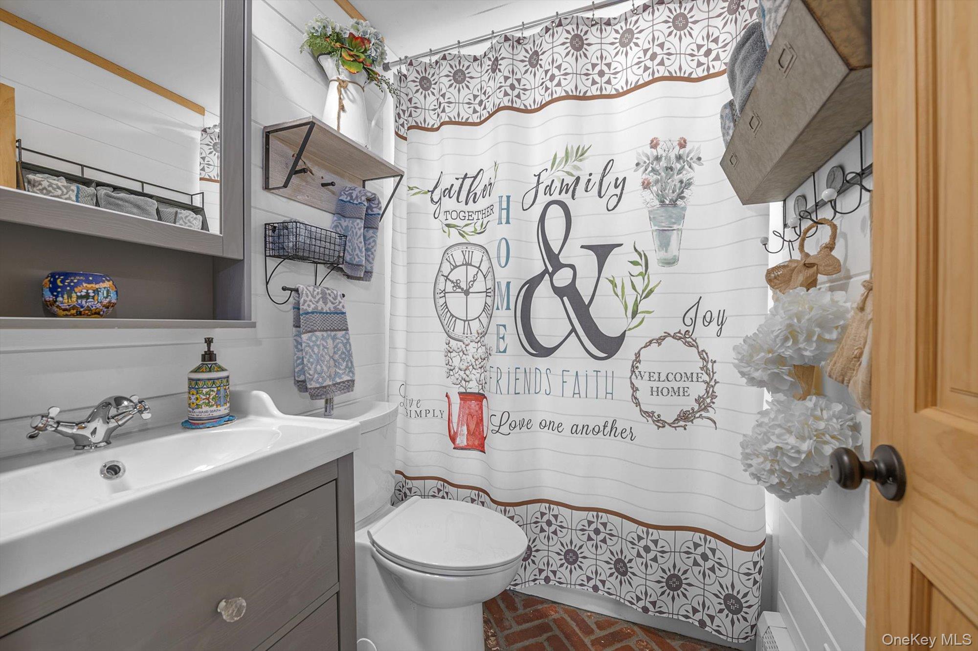 #17 photo, 41 Narcissus Road, 东长岛 Kings Park , NY 11754