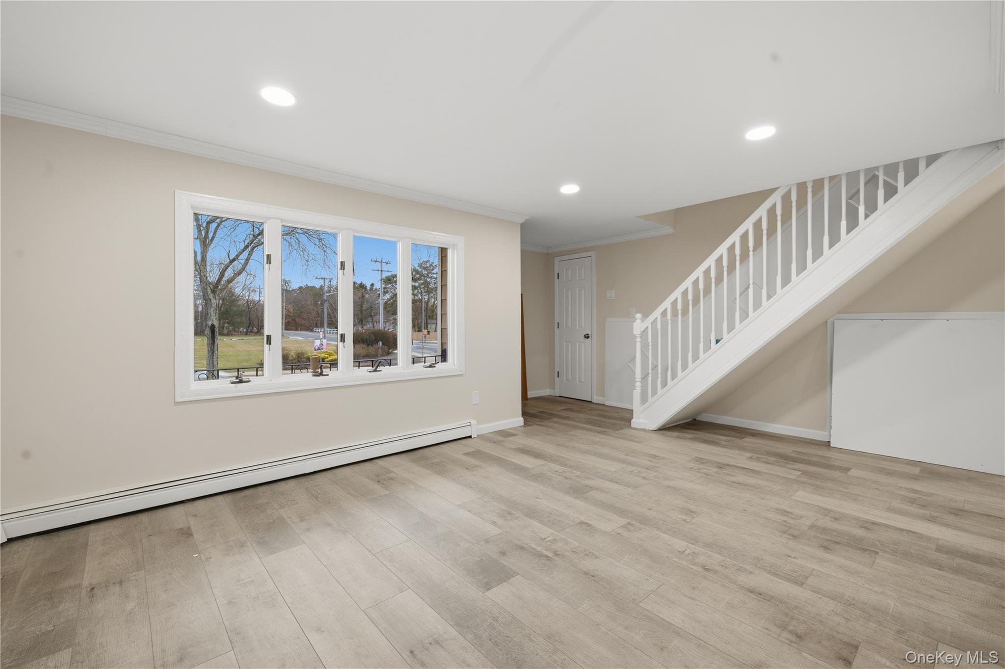 #17 photo, 257 southaven Avenue, Medford , NY 11763