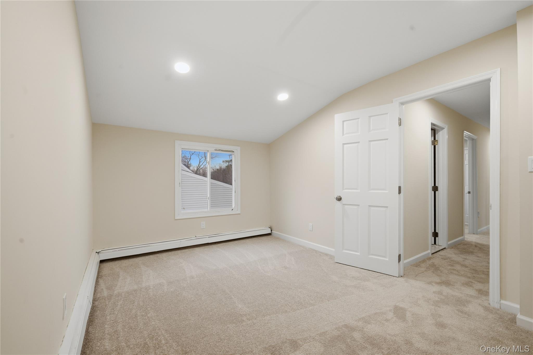 #20 photo, 257 southaven Avenue, Medford , NY 11763