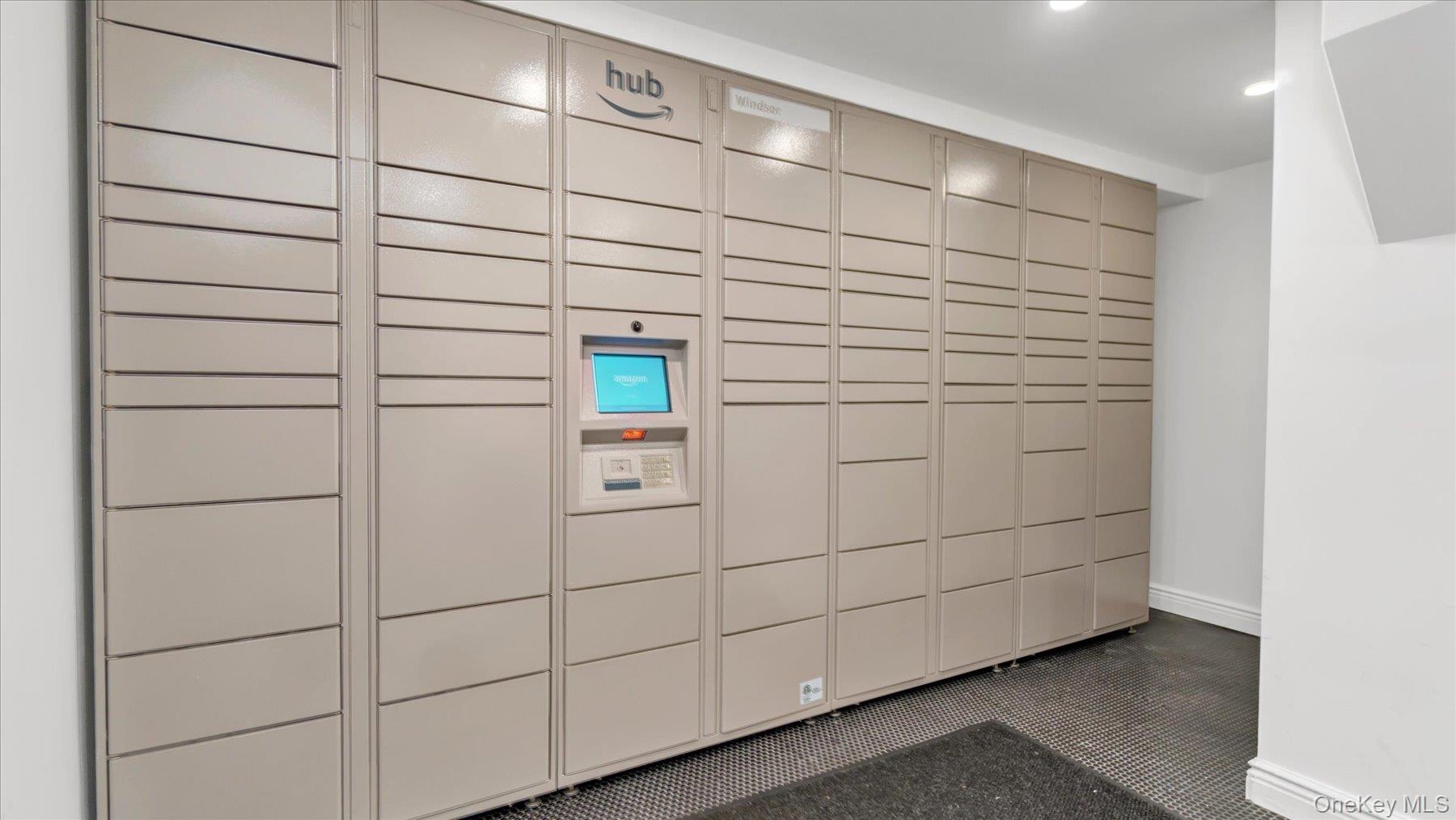 #16 photo, 21 Barstow Road, 长岛 Great Neck , NY 11021