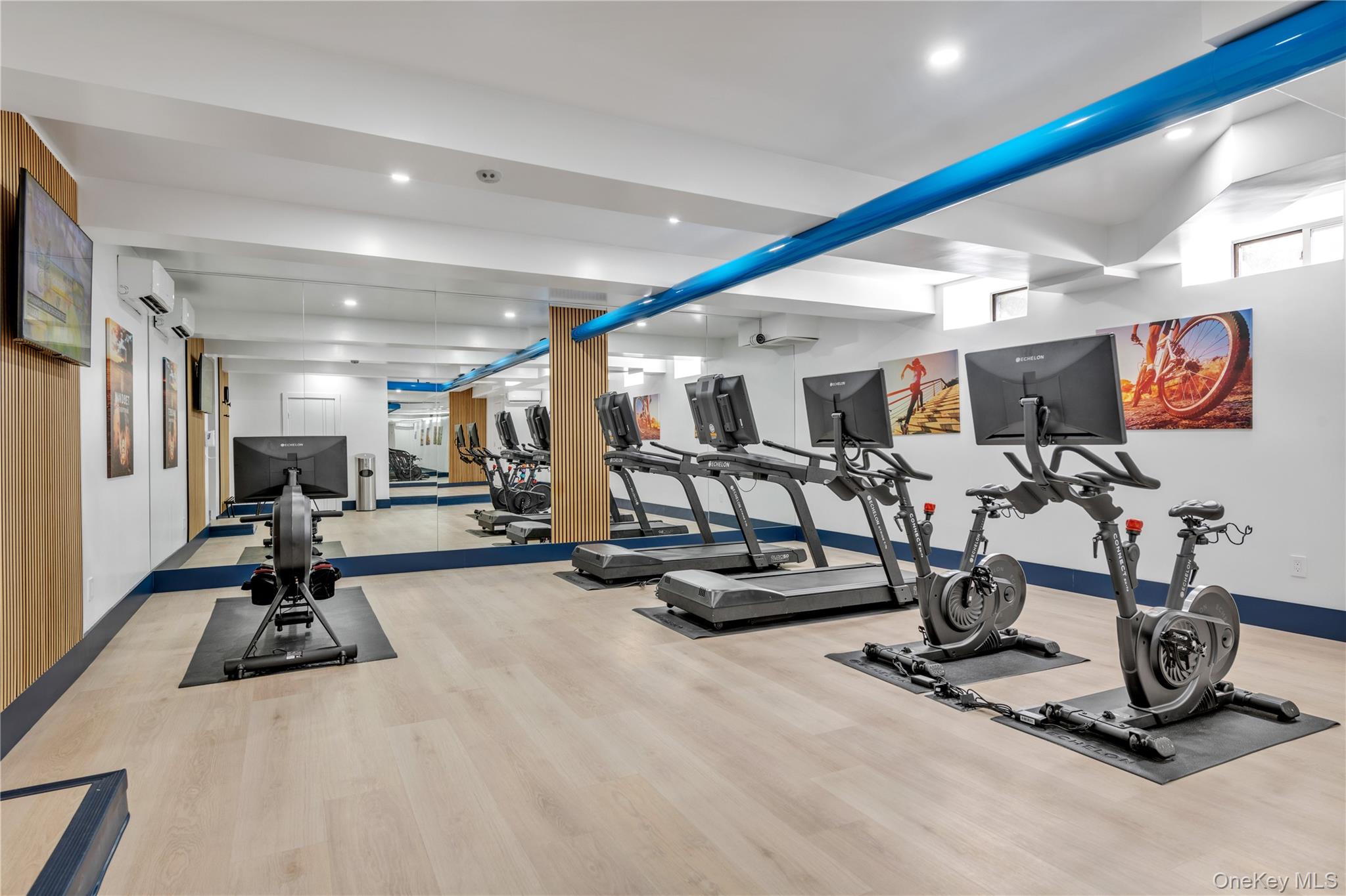 #17 photo, 21 Barstow Road, 长岛 Great Neck , NY 11021