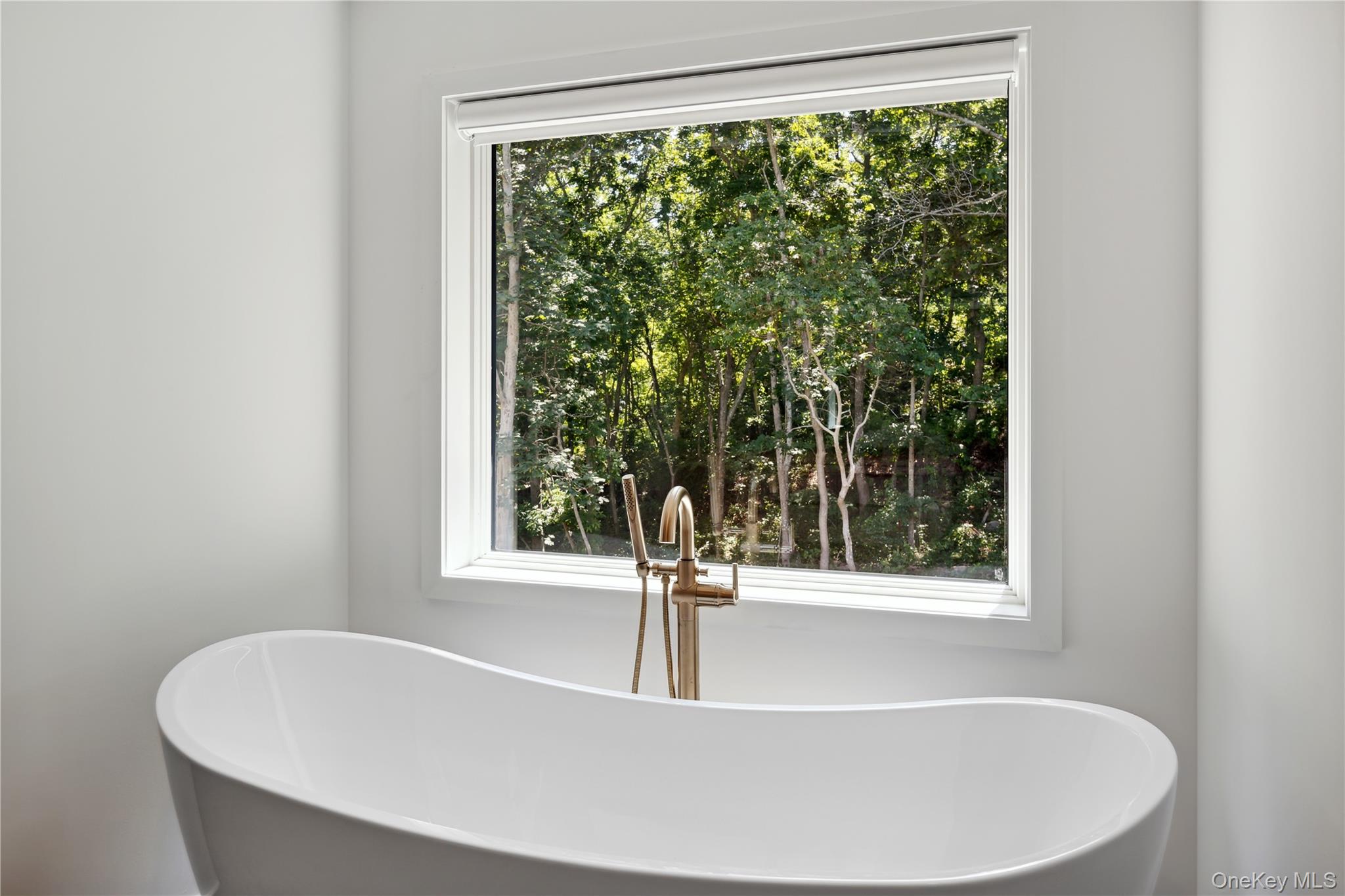 #17 photo, 19 Elm Lane, Montauk , NY 11954