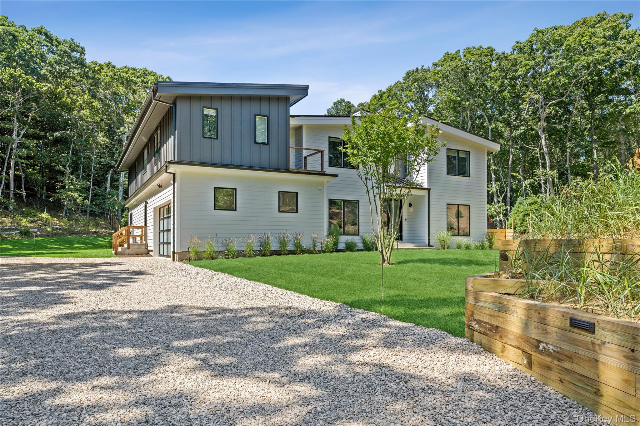 #2 photo, 19 Elm Lane, Montauk , NY 11954